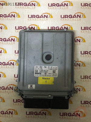 0281015833 A6421501541 CR5.3 MERCEDES MOTOR BEYNİ BOSCH