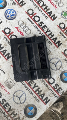 5NA867462A vw tiguan bagaj iç kapağı