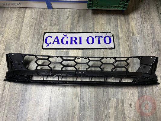 AUDI A4 S LINE TAMPON ORTA IZGARA 2022 2019 8W0807683 D
