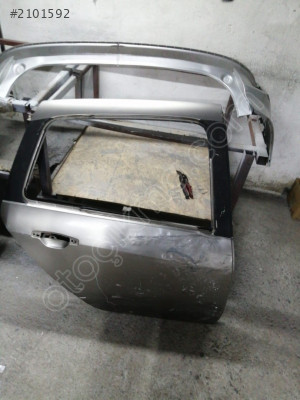 RENAULT SYMBOL THALİA SAĞ ARKA KAPI
