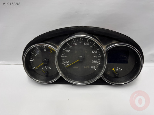 RENAULT MEGANE 3 KM SAATİ HATASIZ MONTECAR