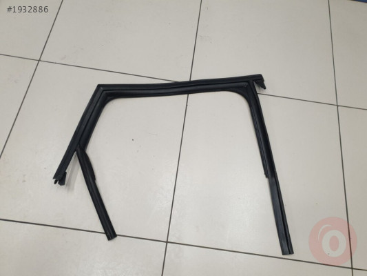 AUDİ A3 KAPI CAM FİTİLİ ARKA SOL SPORTBACK 8V4839439