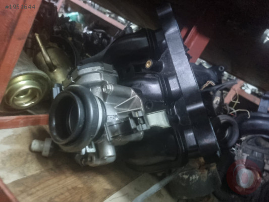 01-02 TOYOTA COROLLA ZZ111 1,4 ÇIKMA TEMİZ EMME MANİFOLDU