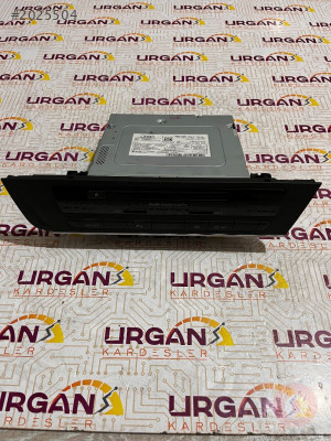 4G0.035.182.L AUDI A6 MULTIMEDIA RADIO