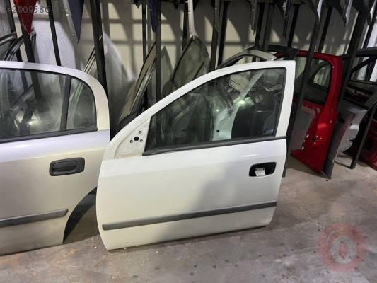 Opel astra Çıkma sol ön kapı