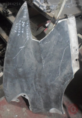 FORD TRANSİT 2001 - 2006 ÖN SAĞ SİYAH ÇAMURLUK ÇIKMA