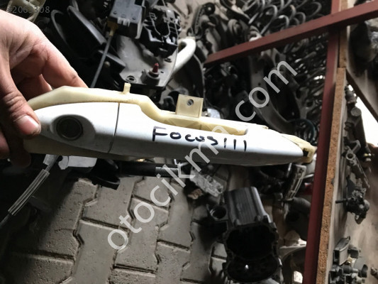 Focus kapı kolu