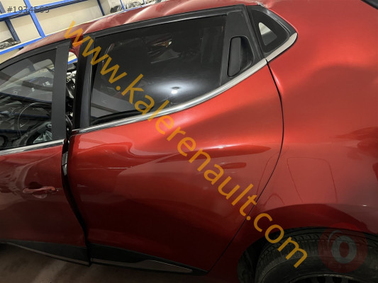 Renault Clio 4 Sol Arka Kapı (Kırmızı)