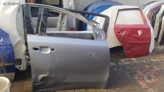kia sorento sağ ön kapı