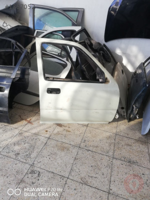Toyota hiluks sağ ön kapı çıkma orjinal