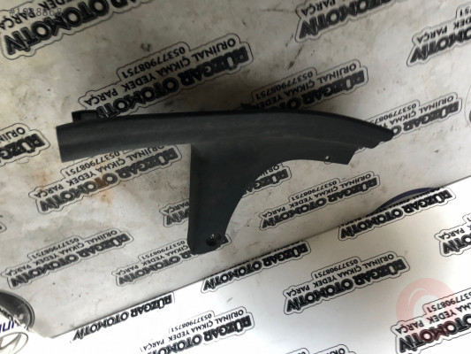 85886-A7000 Kia Cerato 2017 model plastik