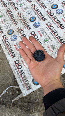 3G0803899 vw tiguan stepne sabitleme civatası iç kapağı