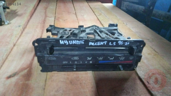 Hyundai Accent yumurta kasa kalorifer kontrol paneli çıkma