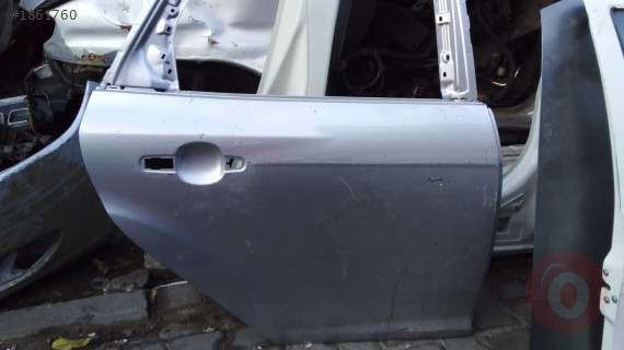 ford focus sağ ön kapı