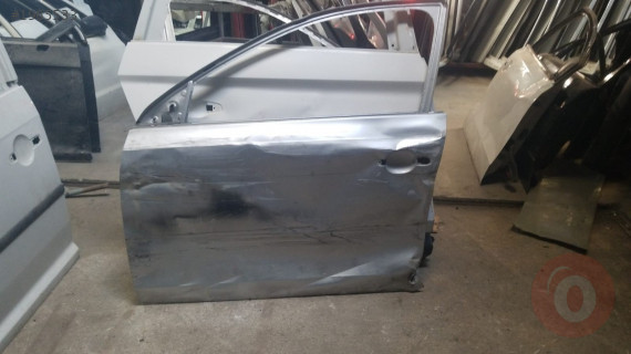 volkswagen jetta sol ön kapı