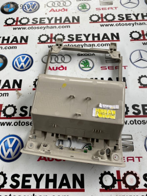 657868837A skoda kamiq scala 2021 ön tavan lambası çerçevesi
