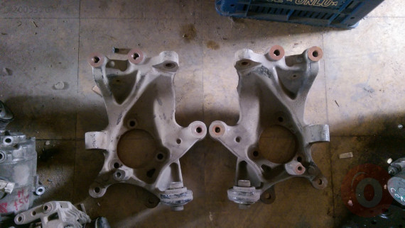 İNSİGNİA TAŞIYICI OPEL ÇIKMA PARÇA