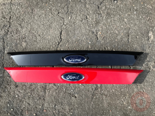 Ford Focus bagaj plaka çıtası 2012-2018 SW WAGON