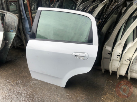 FİAT GRAND PUNTO SOL ARKA KAPI