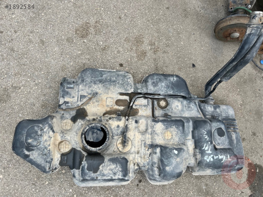 Volkswagen transporter t5 yakıt deposu