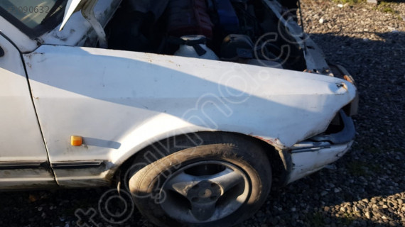 89-92 ford escort çıkma sağ ön çamurluk