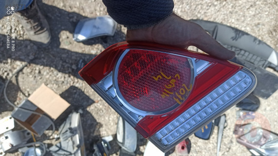 Toyota Corolla iç stop makyajlı kasa