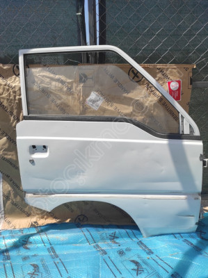 HYUNDAİ H100 SAĞ ÖN KAPI ÇIKMA ORJİNAL