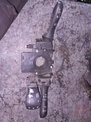 RENAULT MEGANE 4 SİNYAL KOLU M.G OTO