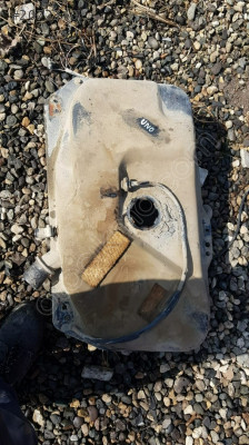 Fiat uno yakıt deposu çıkma