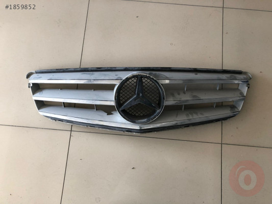 MERCEDES W204 MAKYAJLI ÖN PANJUR A2048801923