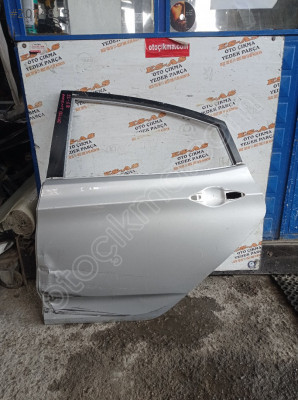 Hyundai Accent Blue Çıkma Sol Arka Kapı Boş 2012-2018