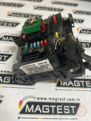 Peugeot 307 9650664180 BSM B2 Sigorta kutusu
