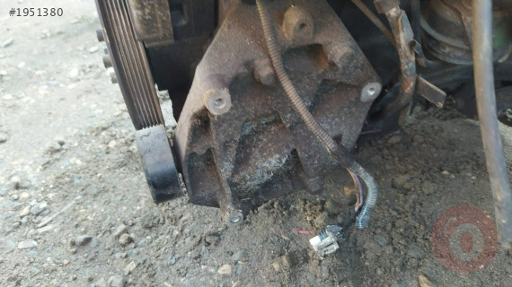 Opel Astra Vectra Saab 1,9 dizel şarj dinamosu ayağı çıkma