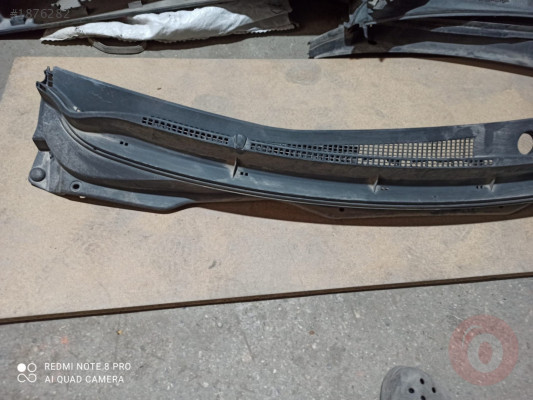 86151-1J200 Hyundai i20 cam önü ızgarası ön cam ızgarası 08-