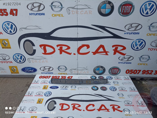 FORD TRANSİT ÖN CAM IZGARASI ÇIKMA PARÇA