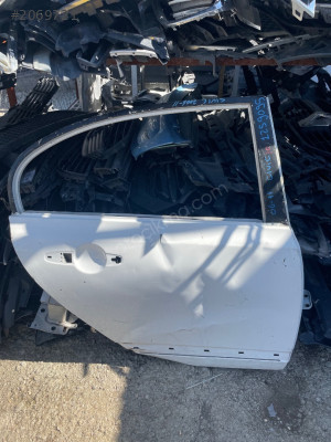 2007 2012 Honda Civic Sağ arka kapı çıkma