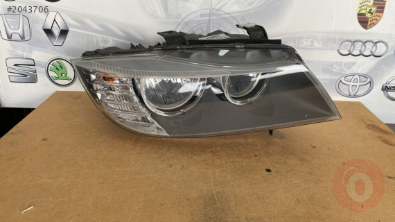 BMW E90 SAĞ FAR ÇIKMA ORJİNAL