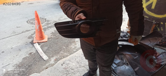 2005 C4 SAĞ SİS ÇERÇEVESİ CİTRÖEN ORJİNAL ÇIKMA PARÇA