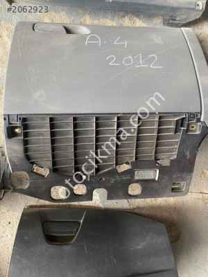 AUDİ A4 2012 TORPİDO KAPAĞI ÇIKMA