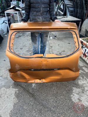 2017 2020 Model dacia duster Çıkma arka bagaj