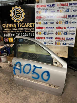 Renault Laguna 2 sağ ön kapı