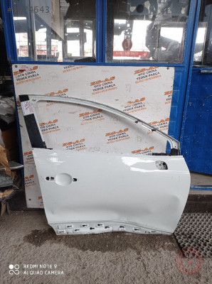 Renault Clio 4 Sağ Ön Kapı Boş 2013-2019