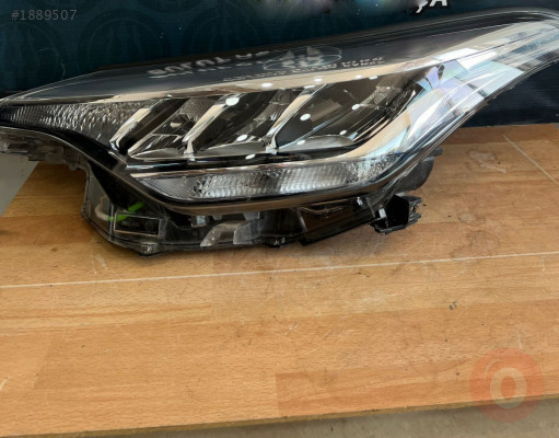 TOYOTA C-HR HYBRİD ÇIKMA  SOL FAR