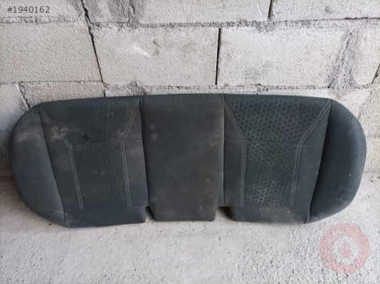 2012- 16 Ford Fiesta arka alt koltuk çıkma orijinal