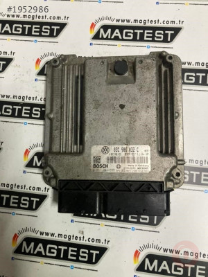 VW JettaGolf 1.4 Motor Beyni Med17.5.1 0261201538 03C906032C