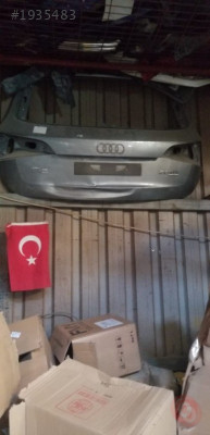 AUDI Q5 ORJINAL ÇIKMA BAGAJ KAPAĞI