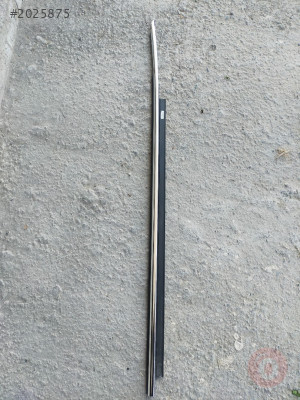 AUDİ A5 COUPE KAPI CAM ÇITASI 8T0853283C 8T0853284C