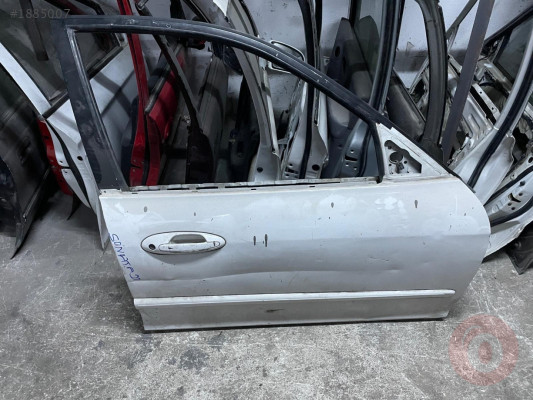 Hyundai sonata 99 sağ ön kapı