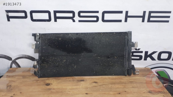 AUDİ A4 RADYATÖR ÇIKMA 8W0816411