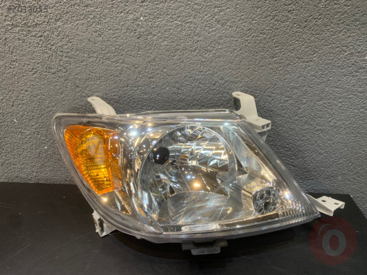 SİNCAR OTO’DAN TOYOTA HİLUX 2006-2012 SAĞ FAR